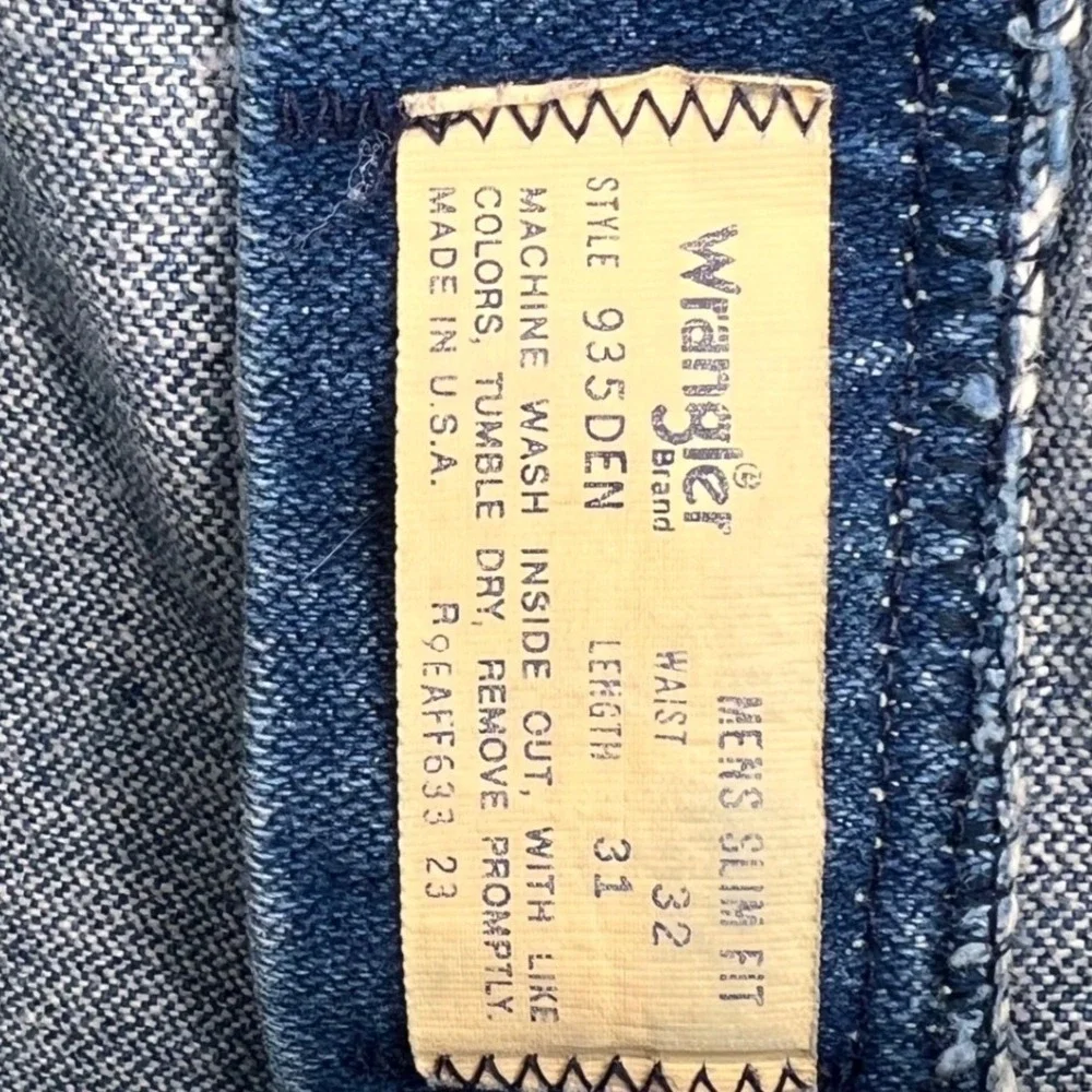 Vintage Wrangler Made in USA High Waisted Raw Hem Denim Shorts‎ Blue 31 935DEN